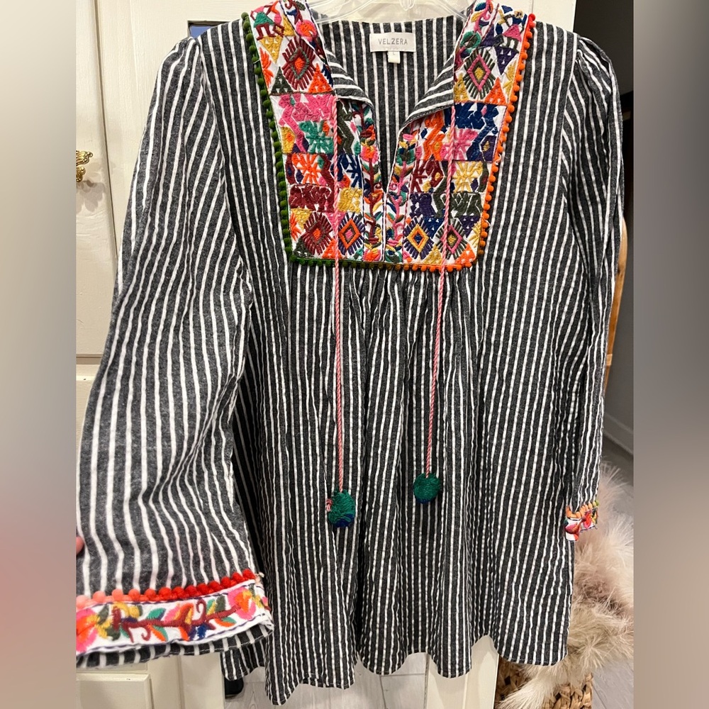 Velzera Embroidered Stripe Top /Dress - Picture 7 of 14